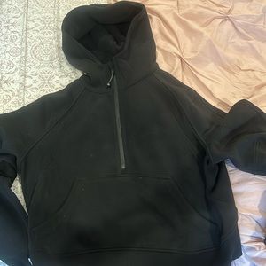 Lululemon black scuba